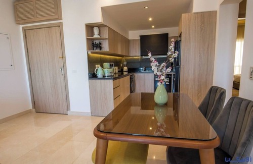 Sahl Hasheeh Apartment | Direct Pool & Sea View Modern Two bedroom Azzurra Sahl Hasheesh