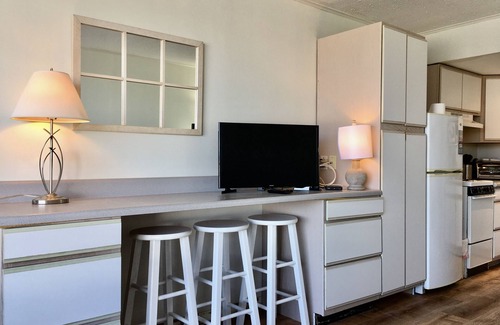 Atlantic Beach Condo | Direct Sound Water View and Beach Access WiFi Kitchen Pool