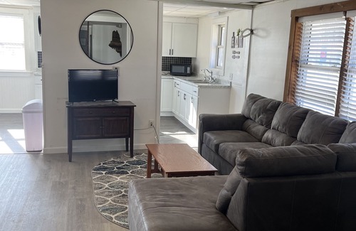 North Vassalboro House | Directly across the street from China Lake and boat launch