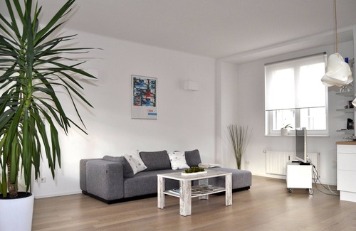 Wieden Apartment | Directly at the NASCHMARKT, SECESSION, right in the middle of the cultural pulse of the city