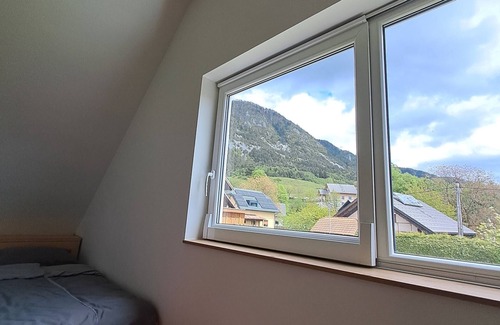 Zirovnica Apartment | Directly in the middle of nature and close to the Bled.nFree private parking.n