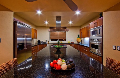 Emiliano Zapata Condo | DIRECTLY on the Beach, Luxury and Comfort! Perfect for your family.