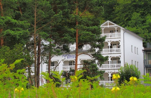 Binz Apartment | Directly on the beach promenade, balcony with sea view - Aparthotel Ostsee FeWo 15