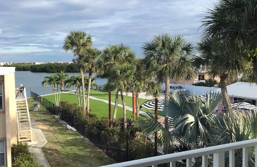 Englewood Condo | Directly on the Key w/Private entry to Englewood Beach and Bayside views! Unit A