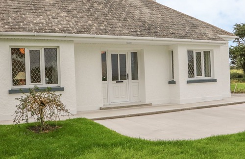 Athea House | DIRREEN HOUSE, family friendly in Listowel, County Kerry