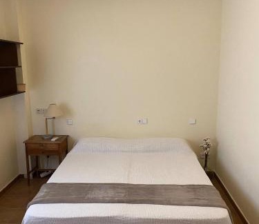 Alzira House | Disconnection and comfort in nature Your stay in the Lemon Room