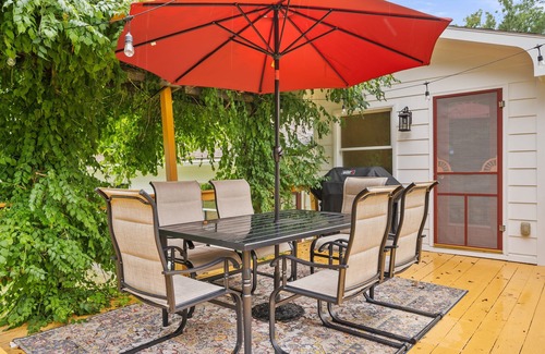 Naples House | Discount! Spacious home in Naples minutes from Wren's Roost,Skiing,Hiking