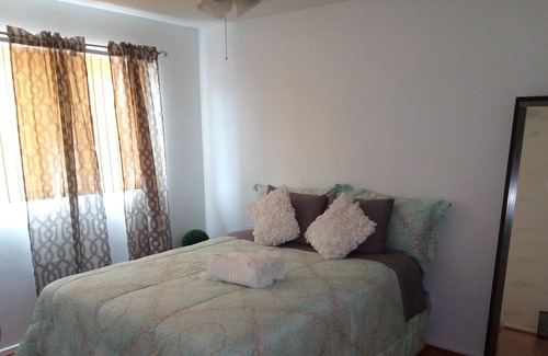 Lawndale House | Discounted Newly Model Home LAX Beaches Cozy Place