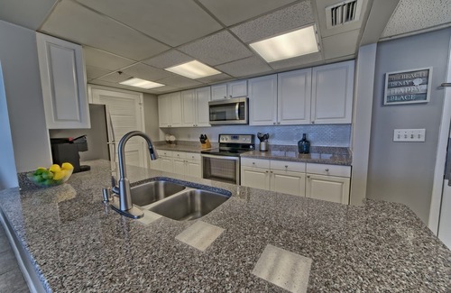 Long Beach Condo | Discounted Rates! Free Beach Chair Service Long Beach Resort Tower 2-1203