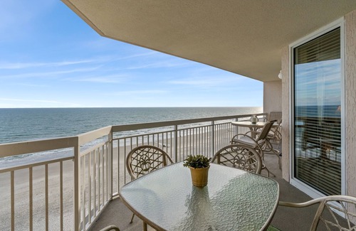Crescent Beach Condo | Discounted weeks in August! Finish your summer at this NMB beach front condo!
