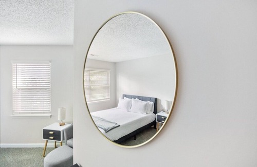 Carrboro Apartment | Discover an inviting apartment, just 5 mins from UNC & Franklin St