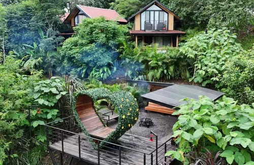 Barrio Pilo Cabin | Discover cozy cabin with jacuzzi near La Fortuna at only 25 minutes drive