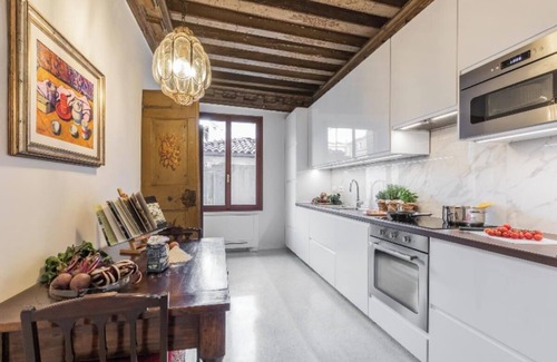 Castello Apartment | Discover Luxurious 4-Bedroom Apartment Blending Antique Charm with Modern Chic