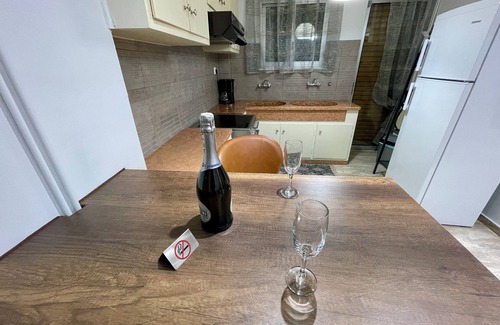 Nea Ionia House | Discover NARIZON Rental Apartment-5 minutes away from the Olympic Stadium (OAKA)