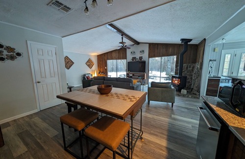 Grapevine House | Discover seclusion at Road's End Retreat, a 2-bed, 2-bath sanctuary.