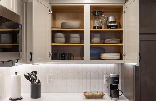 Duluth Apartment | Discover Serenity: Your Ultimate Hidden Retreat for a Cozy Vacation Getaway.