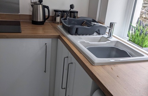 Port Talbot House | Discover the Splendour of Cape Cottage – Your Ultimate Retreat in South Wales!