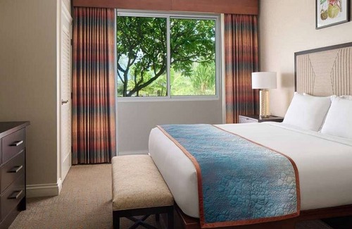 Waikoloa Resort | Discover the Ultimate Hawaiian Escape at Kings' Land by Hilton- 1 Bd. Premier