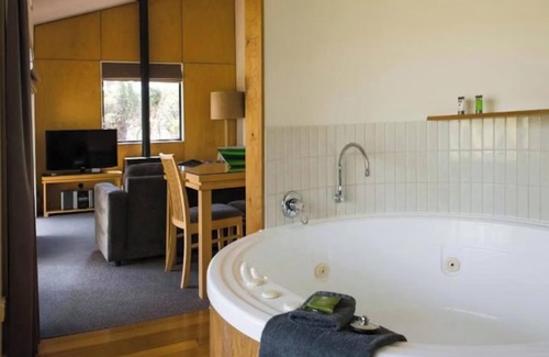 Cradle Mountain Hotel | Discovery Resorts – Cradle Mountain