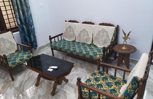 Tiruvalla House | Diskul's HomeStay