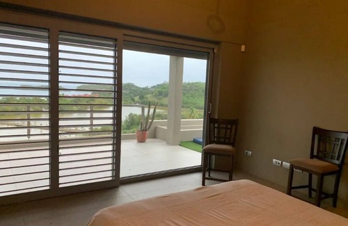 Gray's Farm Villa | Distinctive villa with private pool - ocean view