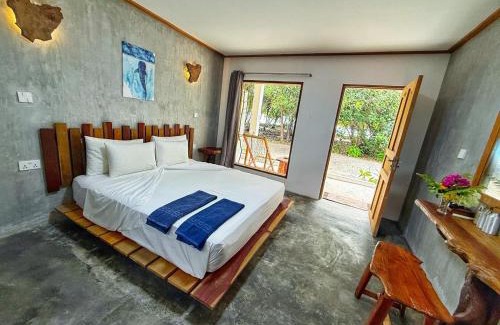 Dhidhdhoo Hotel | Dive and Sleep - All Inclusive Diving Guesthouse - 3 Dives per day