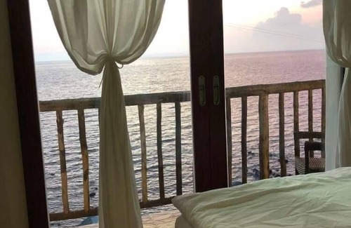 Bauan Hotel | Dive and Trek Resort & Marine Sanctuary