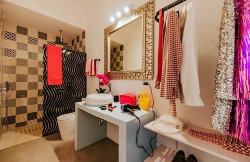Oranjestad-West Hotel | Dive into Luxury: Private Pool & King Bed in Aruba