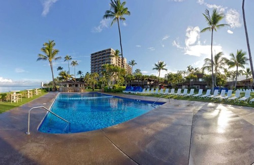 Kaanapali House | Dive Into Your Summer Vacation! 2 Units with Ocean View, Beachfront Location!