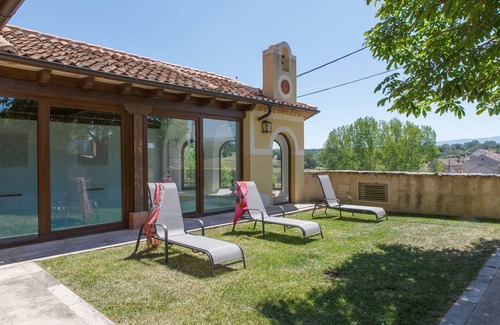 Cubillo House | Diverse and wide common spaces, where you can be together in comfort and convenience.