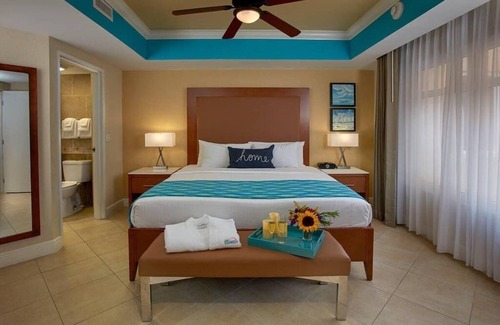 Palm Beach Resort | Divi Aruba Phoenix Beach Resort & Spa, Hot Tub RW