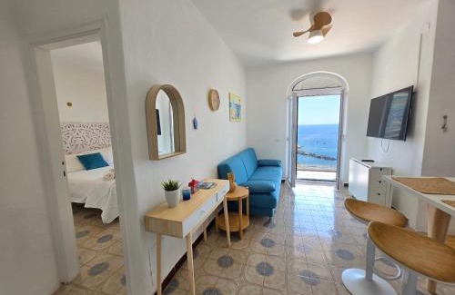 Sant'Angelo Apartment | Divina Seaside Suite Ischia
