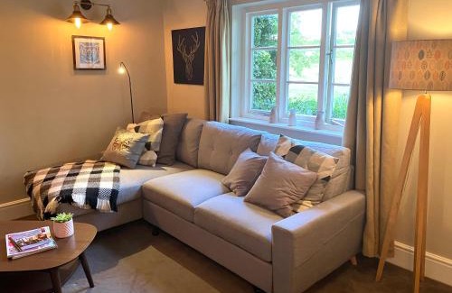 Brimfield House | Divine, detached countryside cottage near Ludlow.