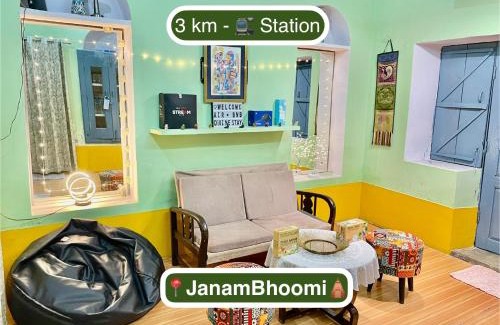 Mathura House | Divine Stay- Facing Krishna Janambhoomi Temple- Personal Family HomeStay - Hotel Like Amenities