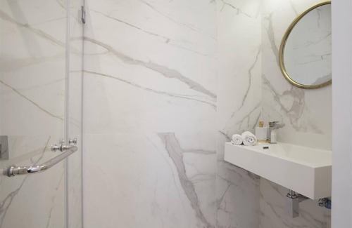 Old North Apartment | DIZENGOFF ST MODERN 2 ROOMS CLOSE BEACH