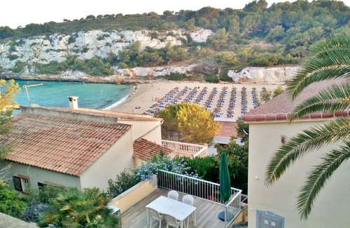 Cala Anguila-Cala Mendia Apartment | DM: Directly on the beach, terrace, sea view & garden
