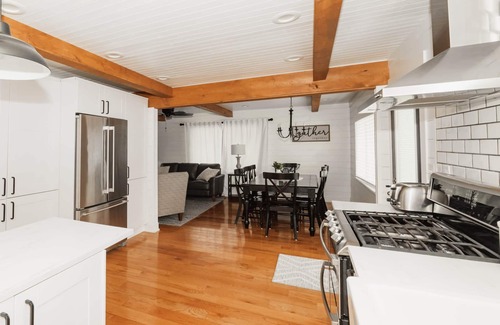 Preston House | DMR Ranch House | 3-Levels | Max Capacity 12