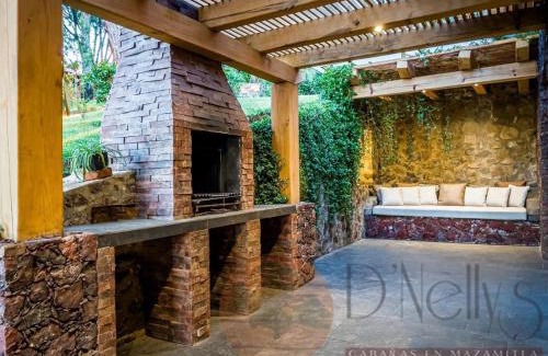 Mazamitla Ski Chalet | DNellys/Cabaña Roja
