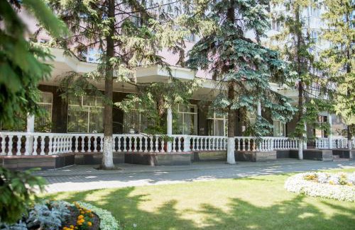 Kremenchuk Hotel | Dniprovski Zori