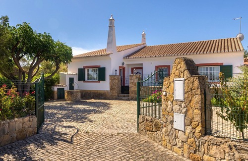 Murta House | Do Castelo by Interhome