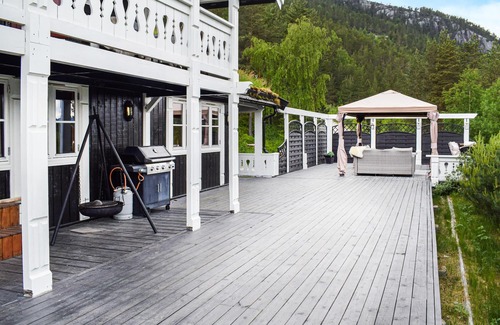 Kviteseid House | Do you want to spend nice days in a picturesque environment in Vrådal?