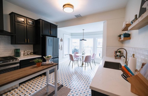 Southside Condo | Doc's Place | Historic Jewel In Downtown Flagstaff | Sophisticated Elegance