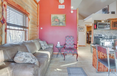 Pittsville Cabin | Dock Access: Secluded & Peaceful Pittsville Cabin