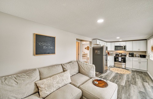 Leesburg House | Dock & Fire Pit: Retreat on Big Barbee Lake!