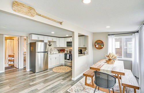 Leesburg House | Dock & Fire Pit: Retreat on Big Barbee Lake!