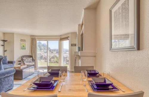 Lincoln City House | Dock of the Bay 102