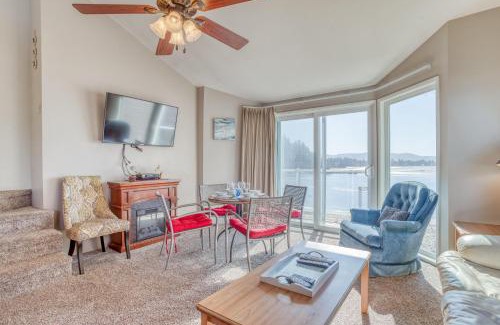 Lincoln City House | Dock of the Bay 308