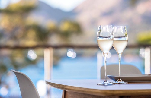 Coles Bay House | Dock of the Bay - Freycinet Holiday Houses