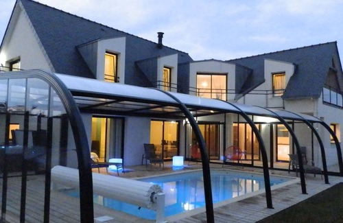 Doelan Villa | DOËLAN, Villa * 12 p, heated indoor pool, spa, sauna, billiards