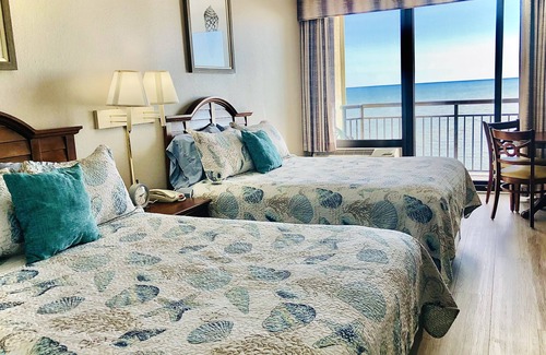 Myrtle Beach Resort | Dog & Family-Friendly Oceanfront Resort Room with Full Kitchen- 15th Floor Views
